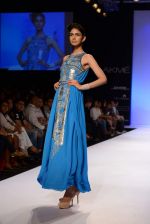 Model walk the ramp for Ranna Gill show at LFW 2013 Day 1 in Grand Haytt, Mumbai on 23rd Aug 2013 (230).JPG